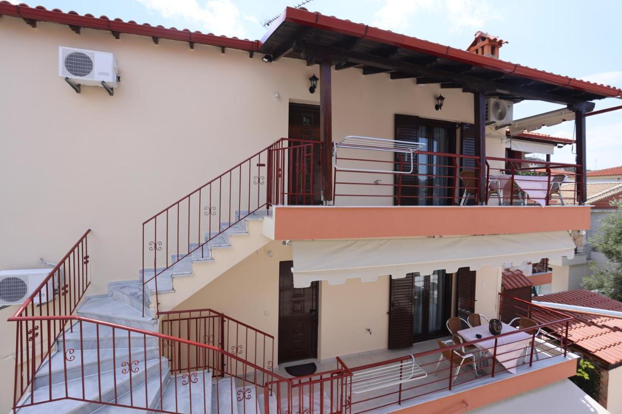 Katerina Apartments Pefkochori Exterior foto